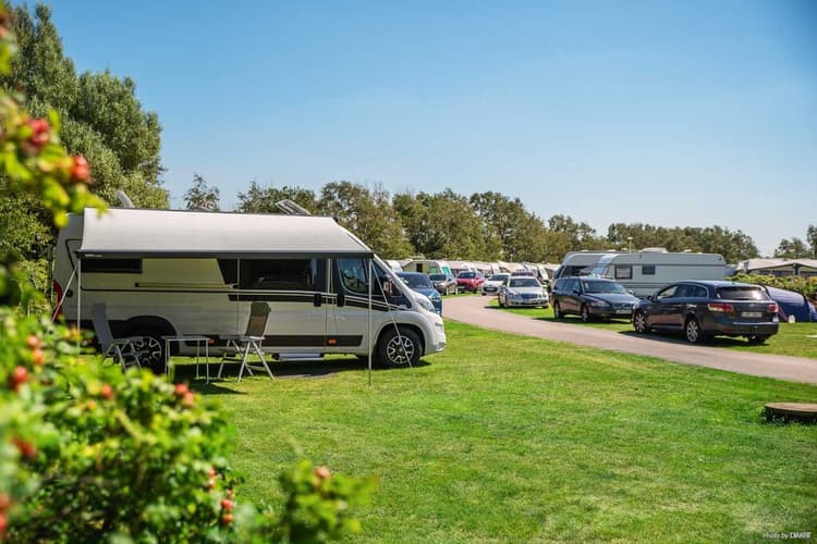 Husbilsplatser på campingplatsen First Camp Hagön - Halmstad