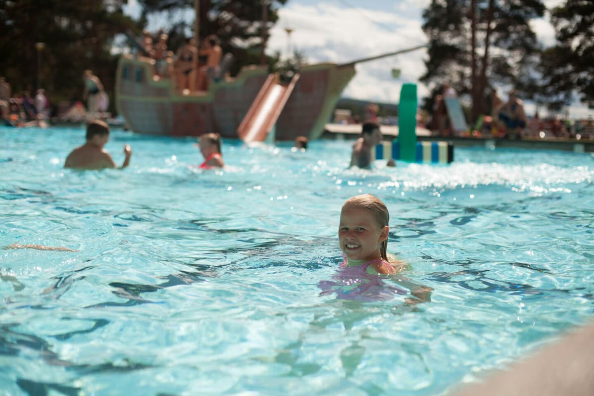 Campingar med pool First Camp