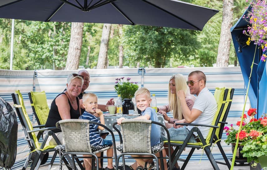 säsongscamping sommar, säsongsplats familj