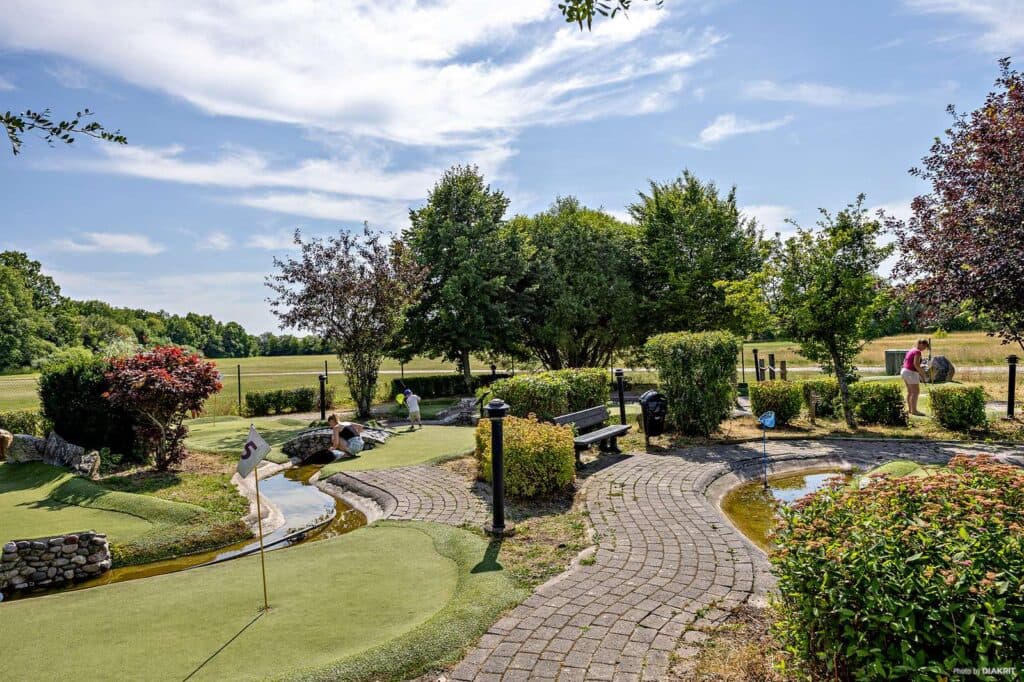Västerås Mälaren äventyrsgolf och överblick över banorna