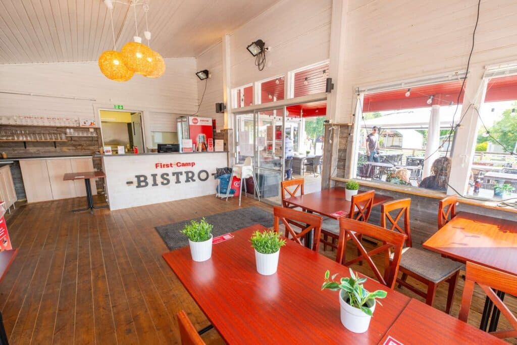 Mysig bistro på Nydala Umeå camping