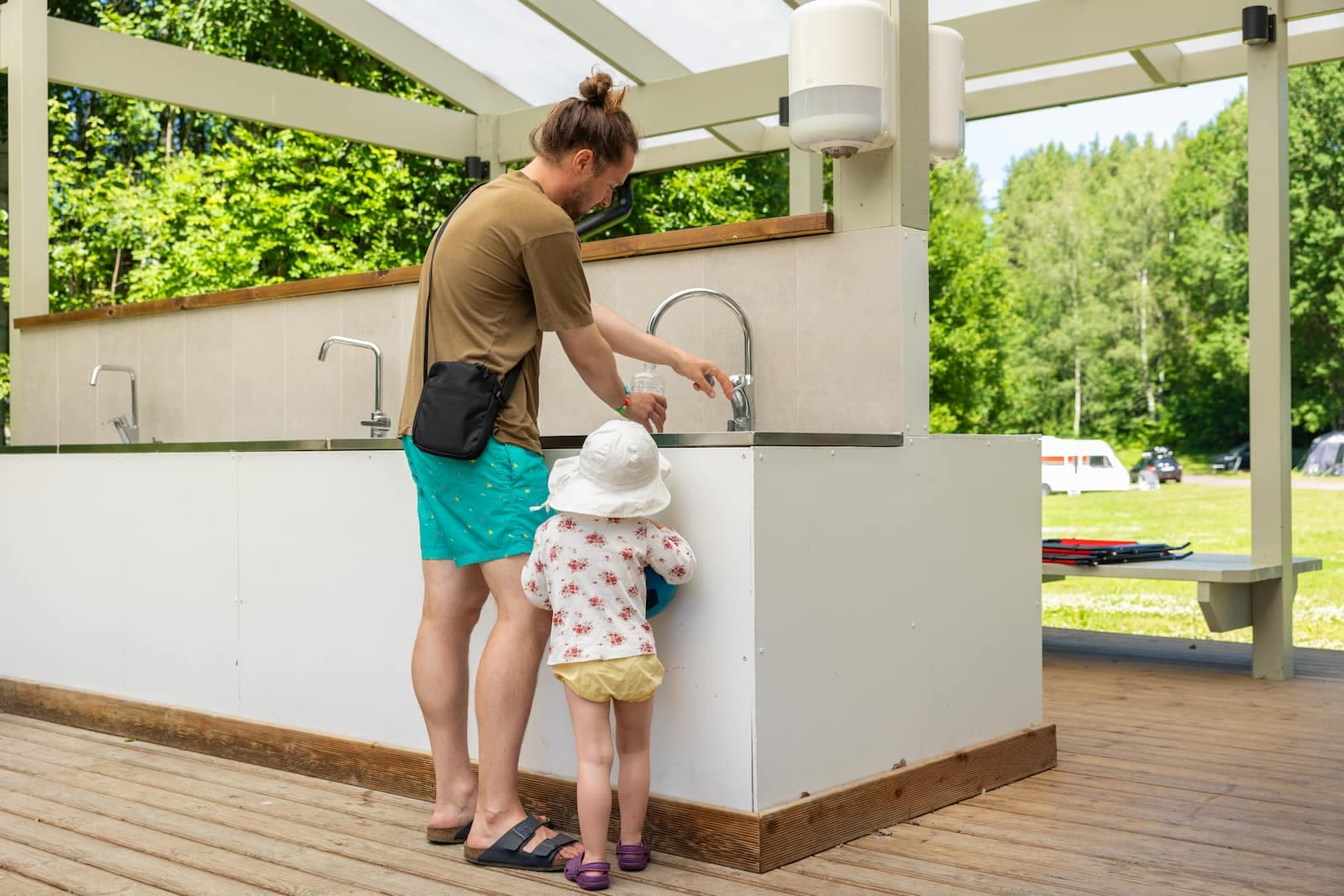 First Camp Kolmården – Norrköping – camping nära djurpark och Bråviken med stugor och naturnära upplevelser.