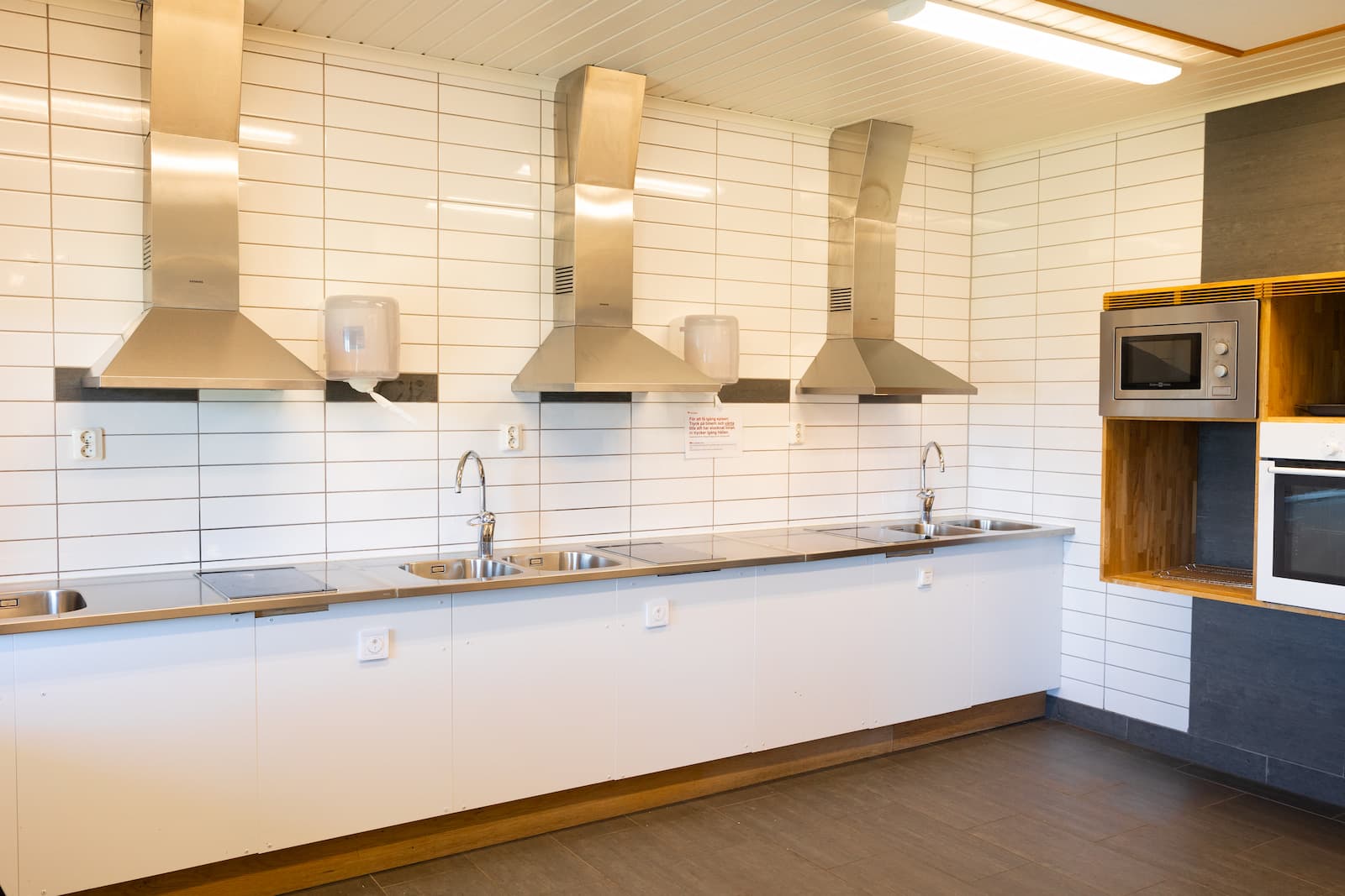 Servicehus på campingen i Gränna, First Camp Gränna - Vättern