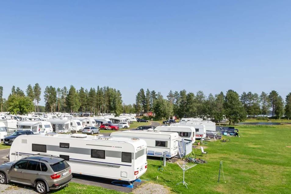 First Camp Arcus - Luleå med husbilstomter