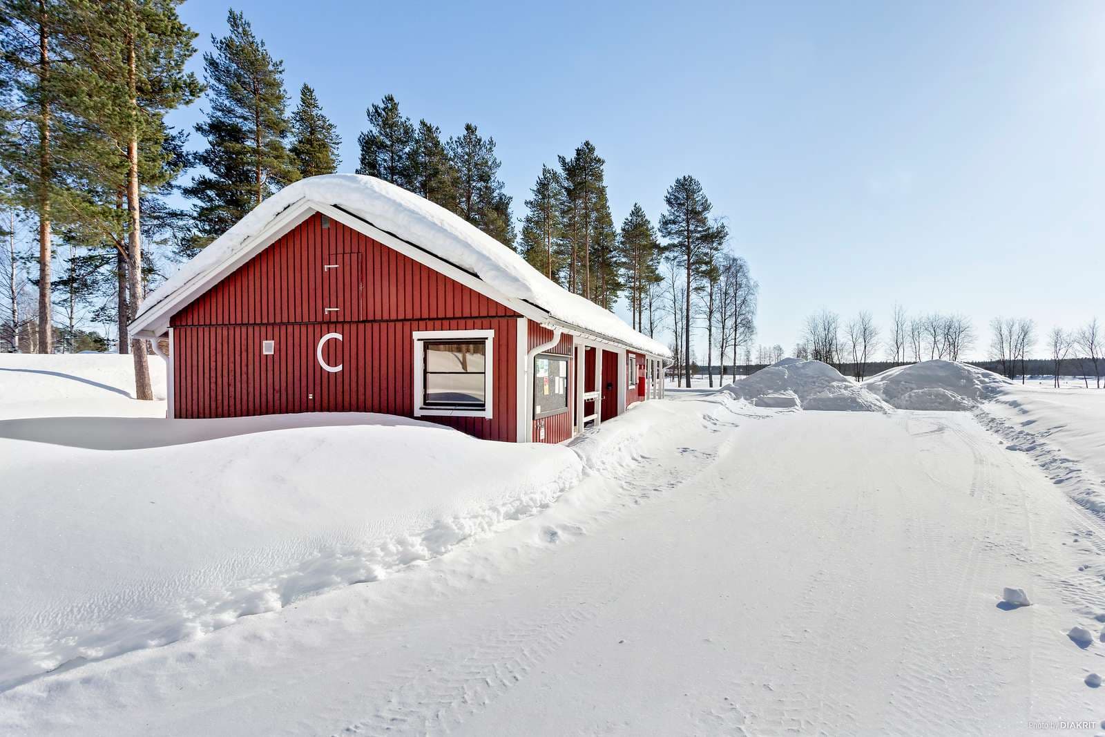 Camping och stuga på vintern på First Camp Acus - Luleå