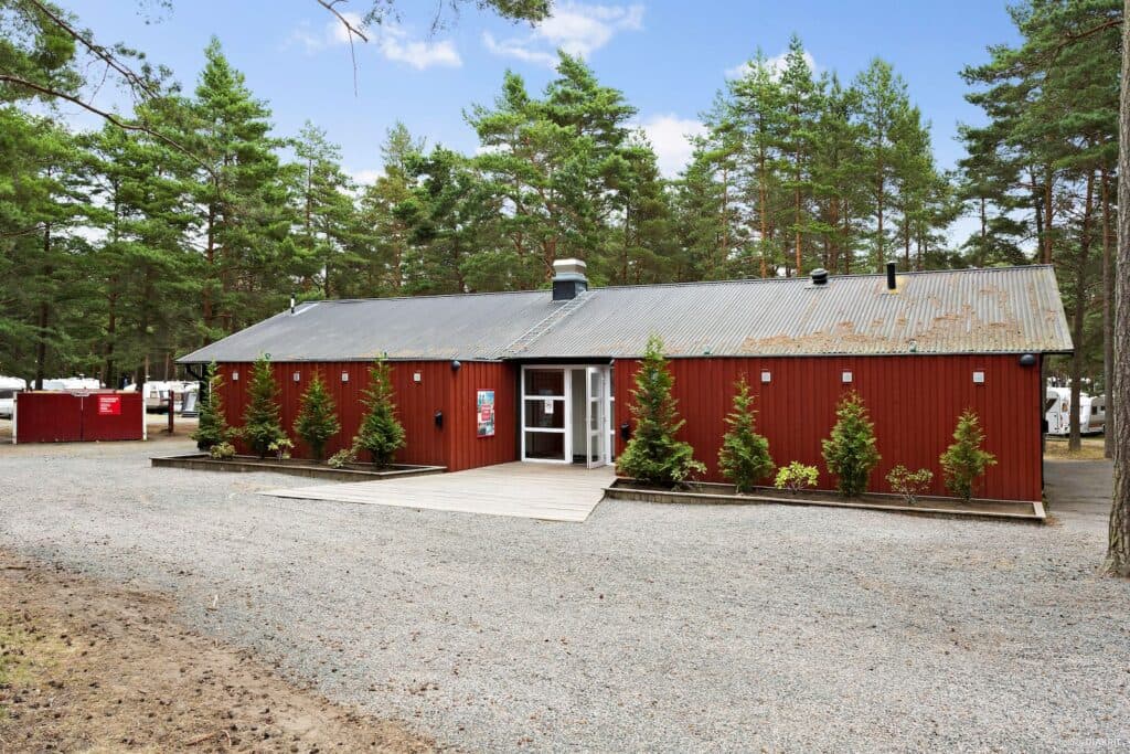 Servicehus på campingen i Åhus på First Camp Åhus - Kristianstad