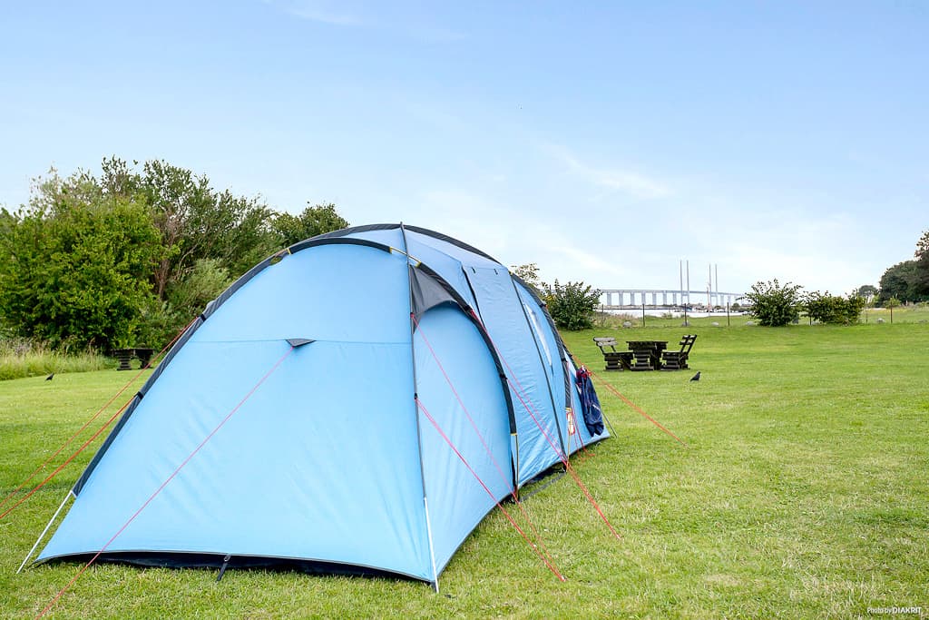 Tältplats på camping i Malmö nära servicehus