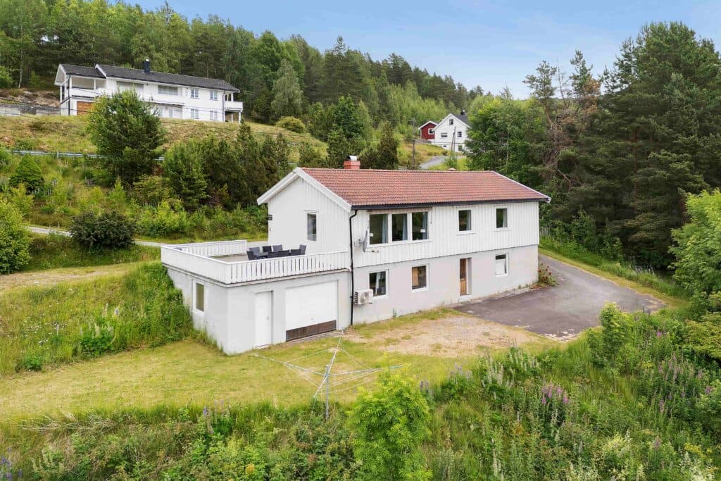 Utsikten - stuga i norsjö - exteriör