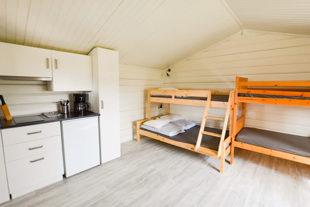 Sovrum och pentry för Charlottatorp - en stuga på Haganäset.