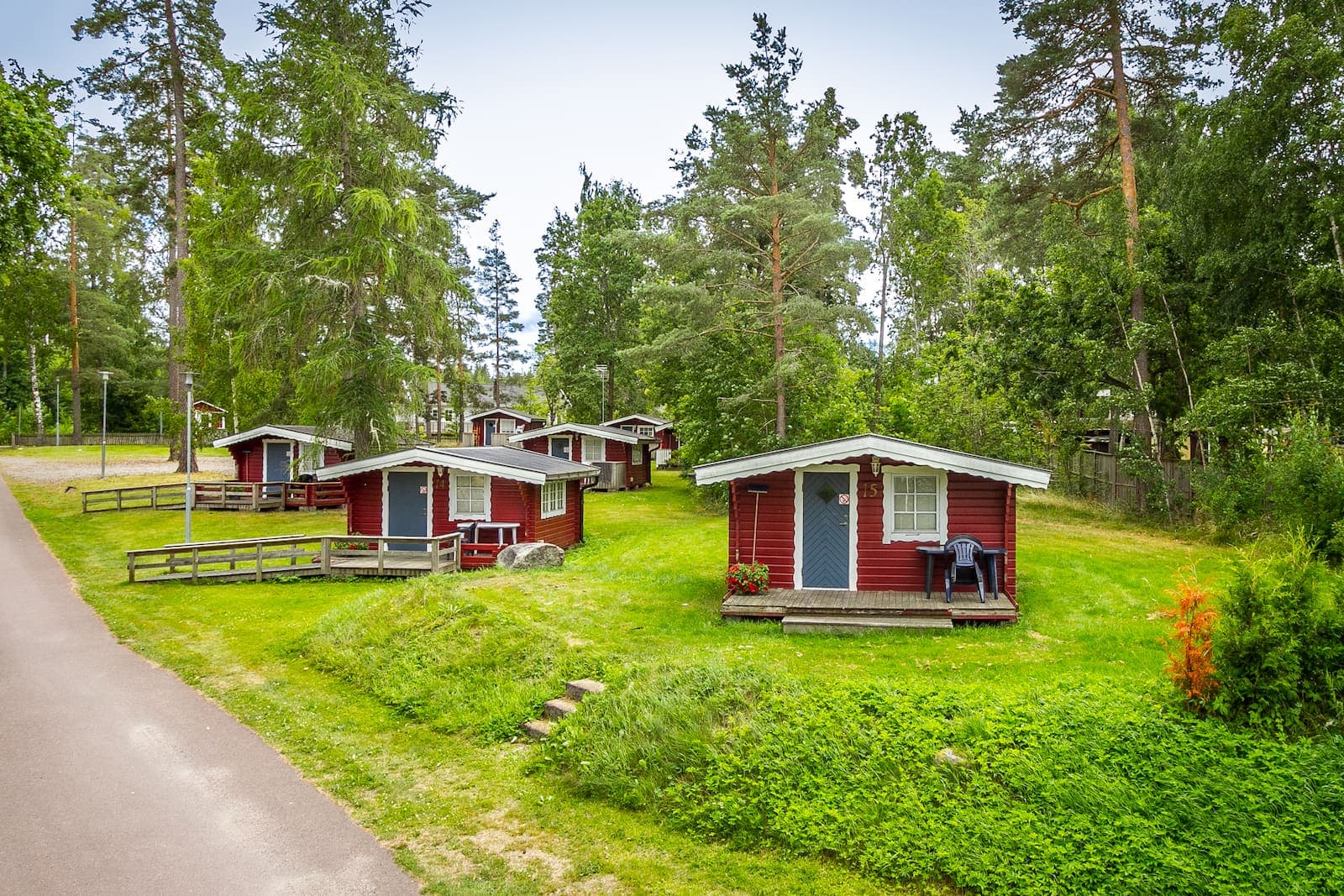 Stugor och camping i Värmland på Herrgårdsliv - Kristinehamn