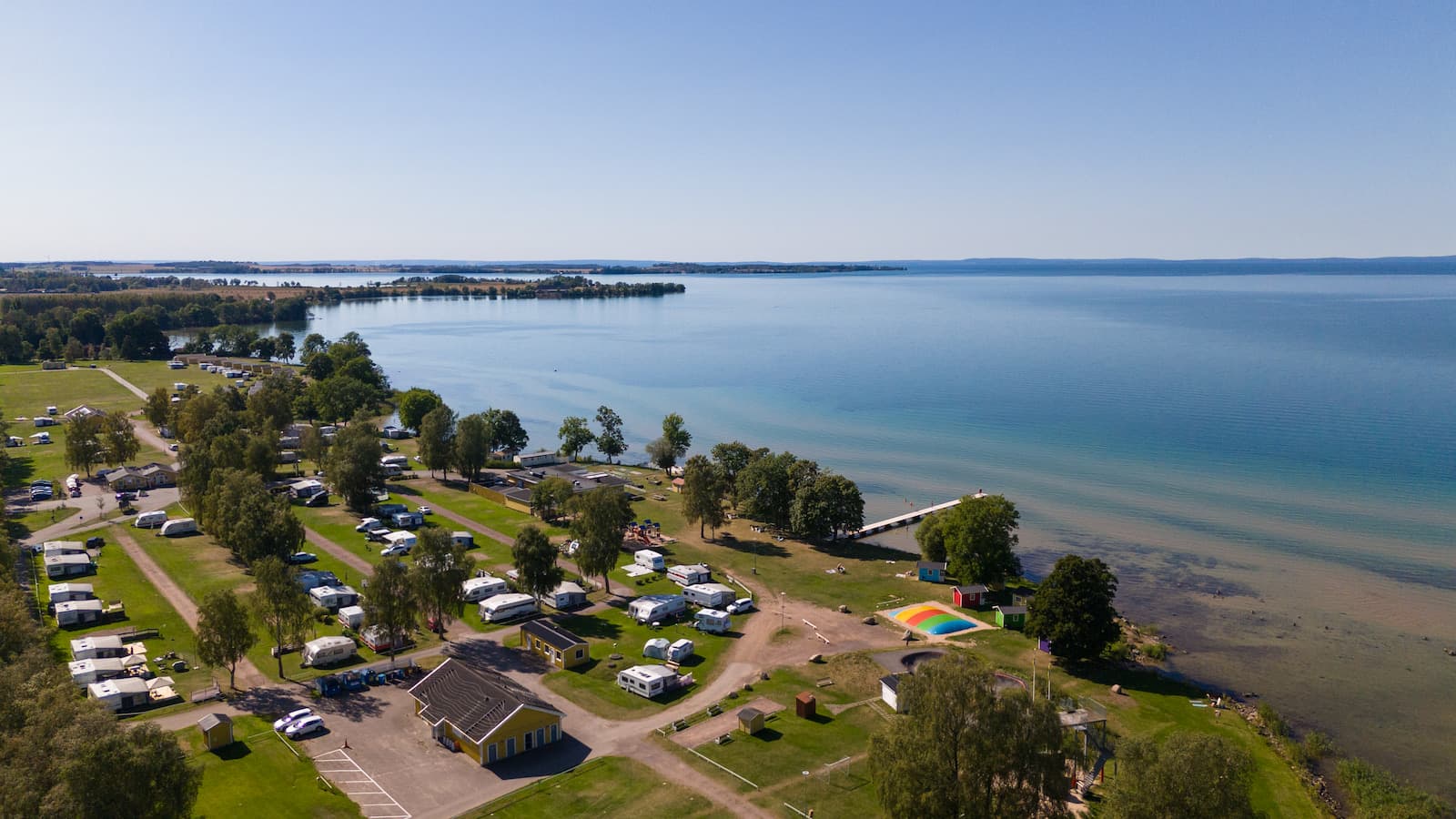 Familjevänlig camping i Vadstena på First Camp Vadstena - Vättern