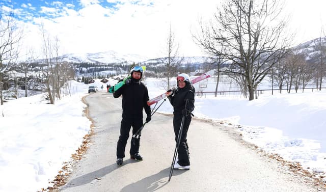 Skiløpere på First Camp Beitostølen – Valdres campingplass