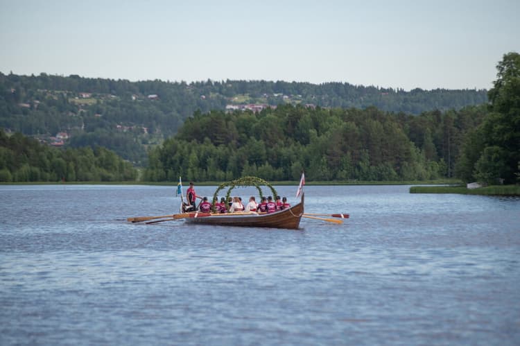 Midsommar på Orsa - Dalarna | Boka camping & stuga | First Camp